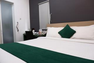 Ara Inn Bed And Breakfast by ecommerceloka - Kuta - 7