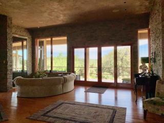 Scenic Hill Country Retreat - Rhino Ranch - New Braunfels - 5