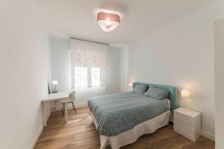 Apartamento Turístico IRATI - Pamplona - 3