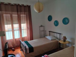 Vasco Santana Guesthouse - Odivelas - 4