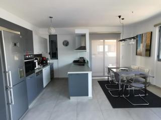 Sea breeze holiday apartment - Amphilochie - 9