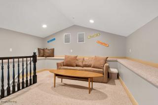 Luxe Condo with Game Area, Walk to Beach and Boardwalk - Wildwood - 3