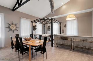 Luxe Condo with Game Area, Walk to Beach and Boardwalk - Wildwood - 1