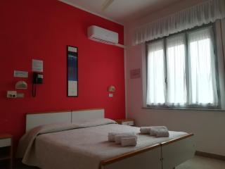 Hotel Pigalle - Rímini - 3