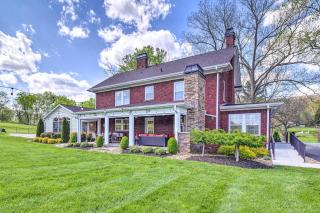 Grand LaFollette Home with View and Covered Patio! - 8