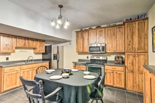 Raccoon River Retreat Indoor Pool and Outdoor Fun! - 7