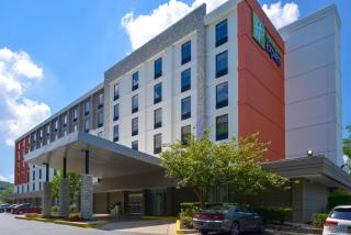 Holiday Inn Express Towson- Baltimore North by IHG - Towson - 9