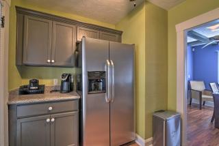 Sunny St Pete Cottage about 1 Mi to Tropicana Field! - 2