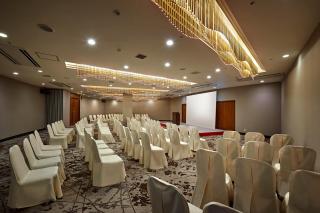 ANA Crowne Plaza Resort Okinawa Uruma Hills By IHG - 1