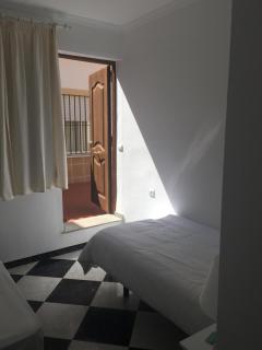 Hostal VILLA CARBULA - Almodóvar del Río - 3