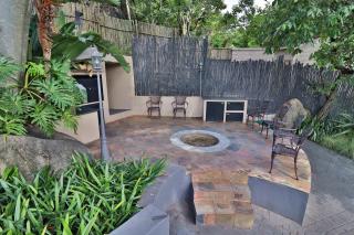 La Roca Guest House - 3