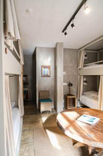 Surfers Lodge Peniche - Peniche - 5