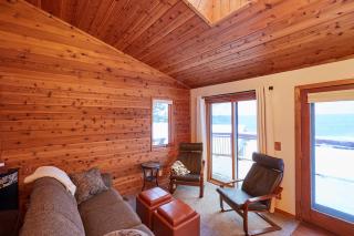 Cozy Schroeder Studio with Deck on Lake Superior - Schroeder - 8