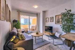 Sur Suites Torremolinos - Torremolinos - 9