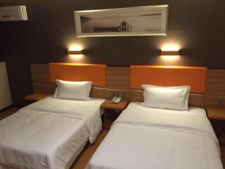 7Days Premium Lianyungang Guanyun Nanjing West Road Hesheng Square Branch - 2