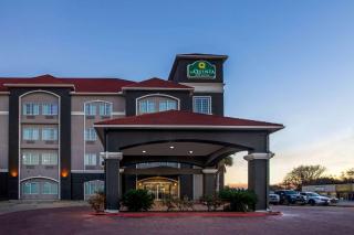 La Quinta by Wyndham Columbus TX - 8
