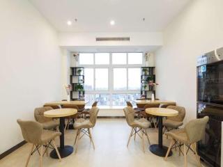 7Days Premium Chongqing Liangping People's Square Center Branch - 7