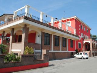 Hotel Cigno Reale - Rolo - 0