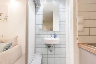 Relax in this funky loft next to metro! - Athens - 1
