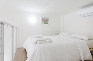 Relax in this funky loft next to metro! - Athens - 2