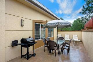 La Quinta by Wyndham Conroe - 1