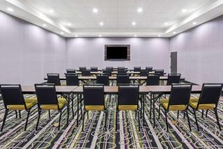 La Quinta by Wyndham College Station South - College Station - 4