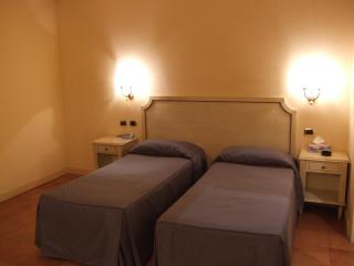 Hotel Quadrifoglio Roma Eur - Mostacciano - 1