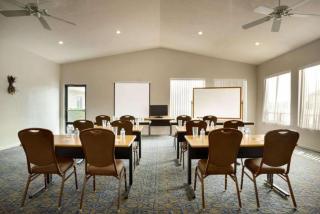 Travelodge by Wyndham Gillette - Gillette - 3