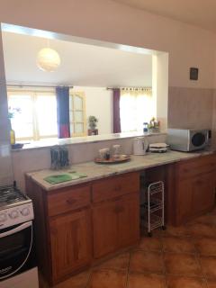 Couple Getaway with Panoramic Ocean View - Praia - 4