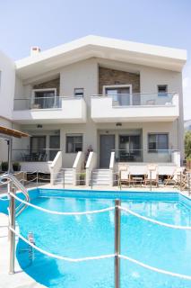 Oli Terra - Skala Potamias - 1
