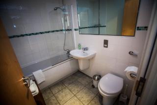 Cranbrook House Apartments - Near Ice Arena - Nottingham - 1