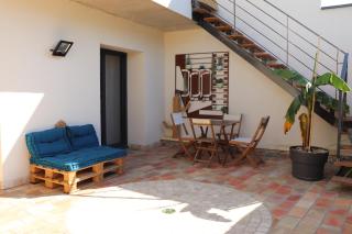 Gite Aigues Vives - Le Patio - Montpeyroux - 6