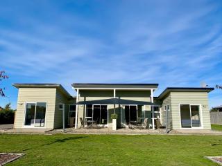 Amberley Serviced Apartments - Amberley - 0