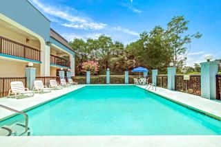Baymont by Wyndham McDonough - McDonough - 8