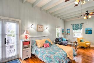 Zen Studio with Pool and Tropical Bar by Atlantic Ave - 6