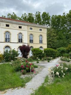 Le Gîte du Château - Auriac-sur-Vendinelle - 2