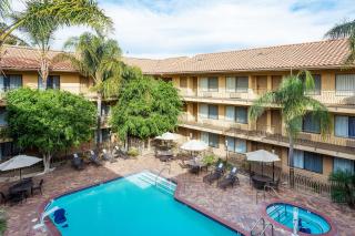 Holiday Inn Express Simi Valley by IHG - Simi Valley - 1