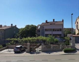 Apartments Izabela Mužić-Fornarić Cres - Cres - 0