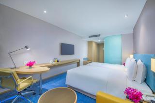 Holiday Inn Express Zhengzhou Longzi Lake by IHG - 4