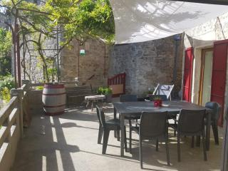 Maison d'Hôtes "La Pierre Pointue" - 4