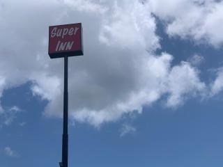 Super Inn - Tillmans Corner - 9