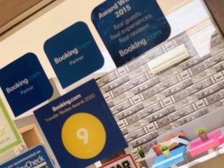 Executive Rooms and Suites Play - 9