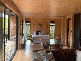 Private modern Bach by the beach - 0