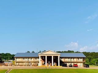 Weston Inn & Suites - Rusk - 0