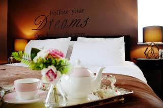 1FG Dreams Unlimited Serviced Accommodation- Staines - Heathrow - Stanwell - 9