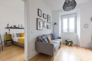 Panoramic Graça Duplex with Castle and River Views by NestAtLisbon - 7