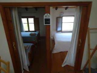 Les Magranes Bed & Breakfast - 2
