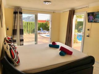 Villa HAYAHAY with PRIVATE POOL & Amazing view - Calpe - 4