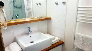 Logis Hotel Le Moulin De La Pipe - 3