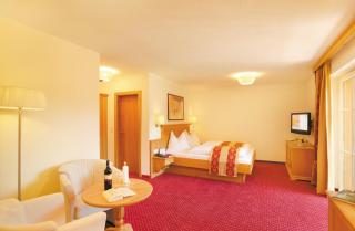Alpenherz Hotel Garni - 8